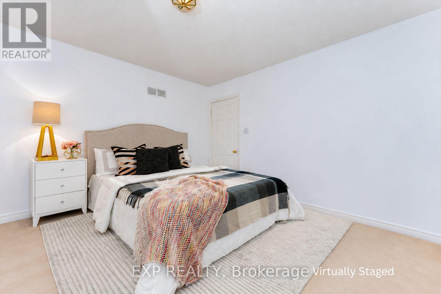 5 Hyde Park Drive, Richmond Hill, Ontario  L4B 1V3 - Photo 21 - N13645590