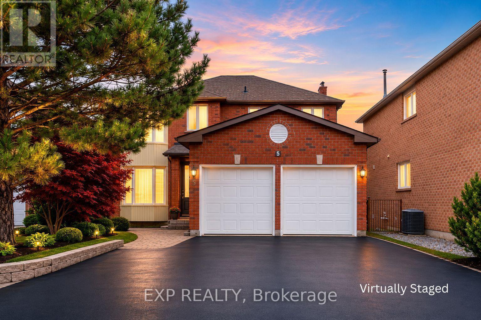 5 HYDE PARK DRIVE, Richmond Hill, Ontario