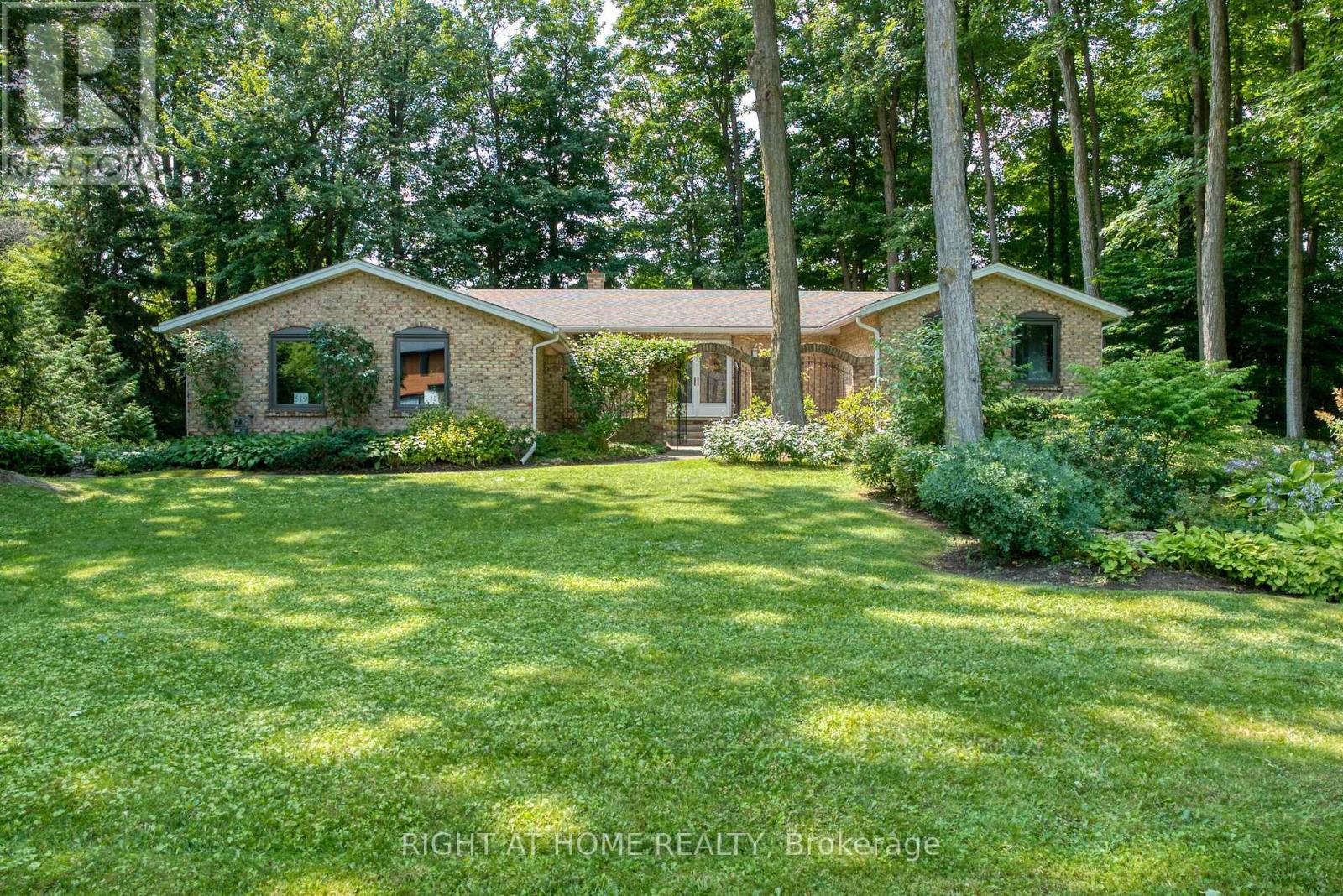 519 Oxbow Road, Waterloo, Ontario  N2K 1Y5 - Photo 4 - X13664766