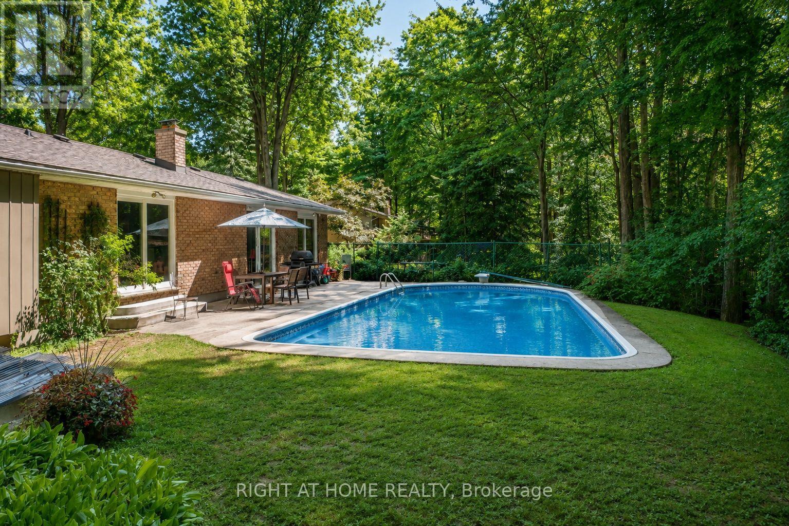 519 Oxbow Road, Waterloo, Ontario  N2K 1Y5 - Photo 40 - X13664766