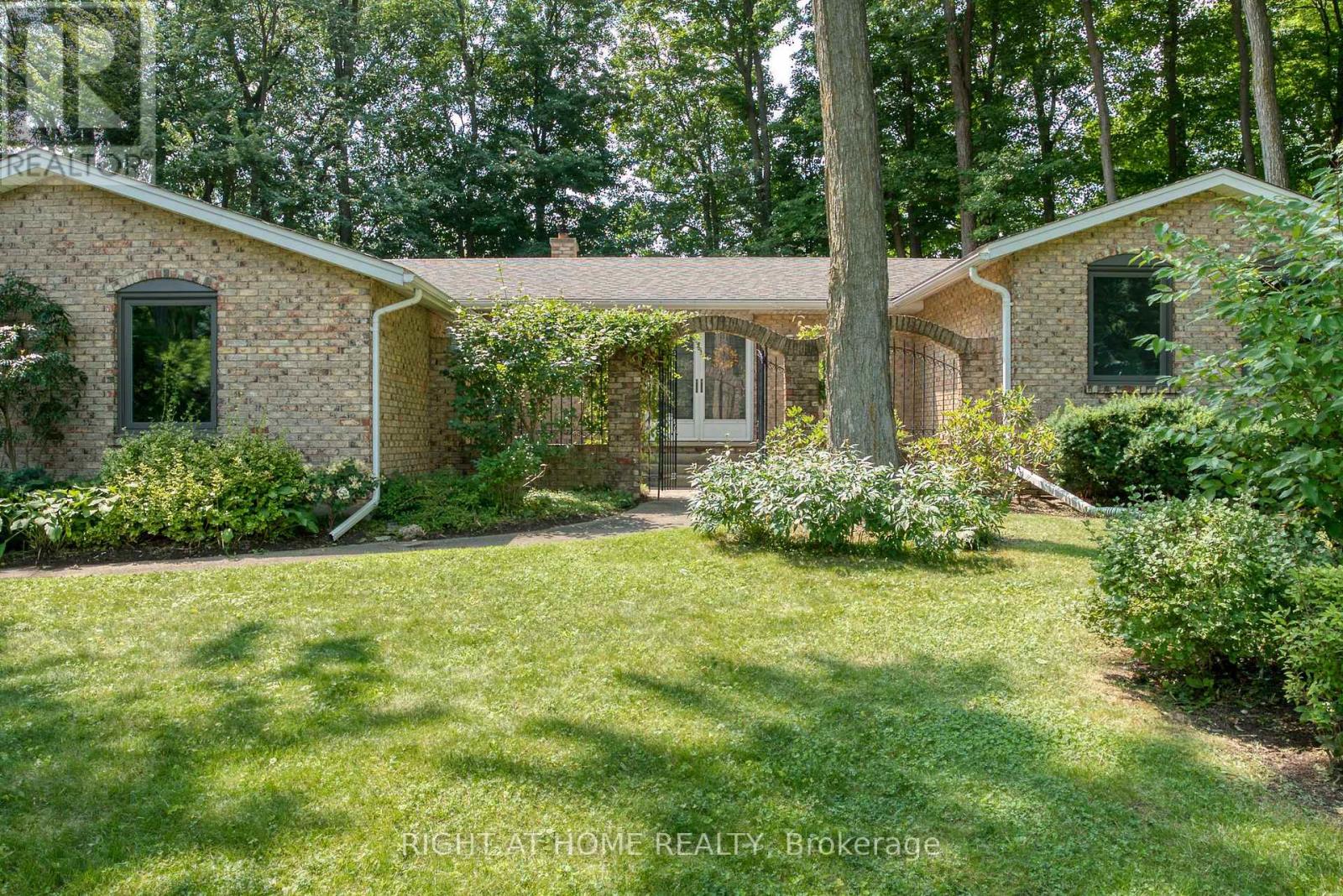 519 Oxbow Road, Waterloo, Ontario  N2K 1Y5 - Photo 6 - X13664766