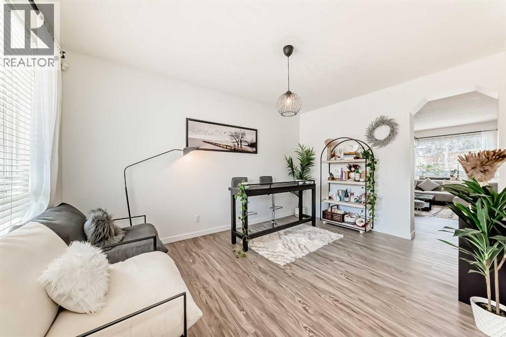 169 Aspenshire Drive Sw, Calgary, Alberta  T3H 0P5 - Photo 5 - A2331234