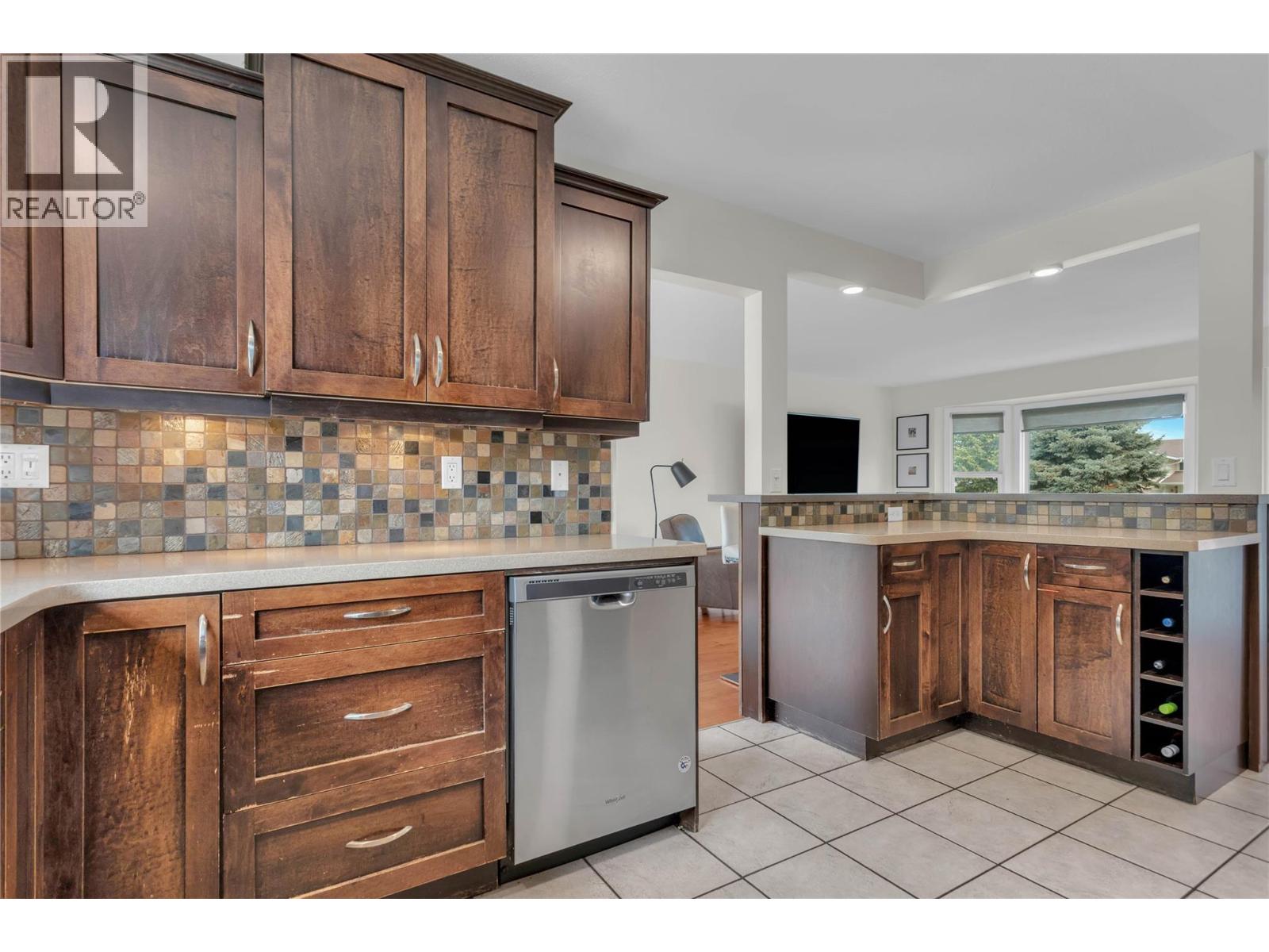 741 Turner Road, Kelowna, British Columbia  V1W 2L1 - Photo 6 - 10397485