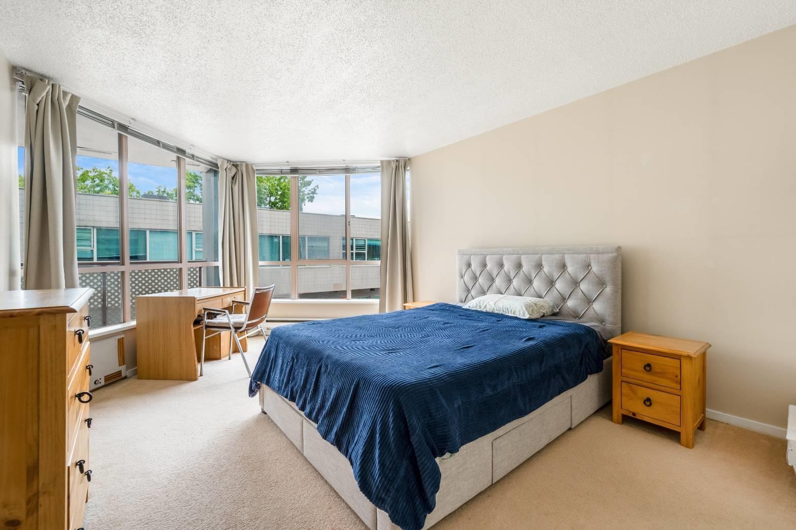 201 14881 103a Avenue, Surrey, British Columbia  V3R 0M5 - Photo 4 - R3147884