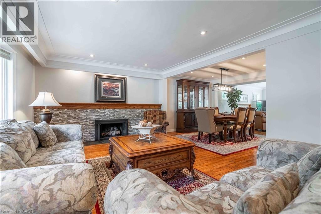 138 Judith Crescent, Ancaster, Ontario L9G 1L5 - Photo 5 - 40850859