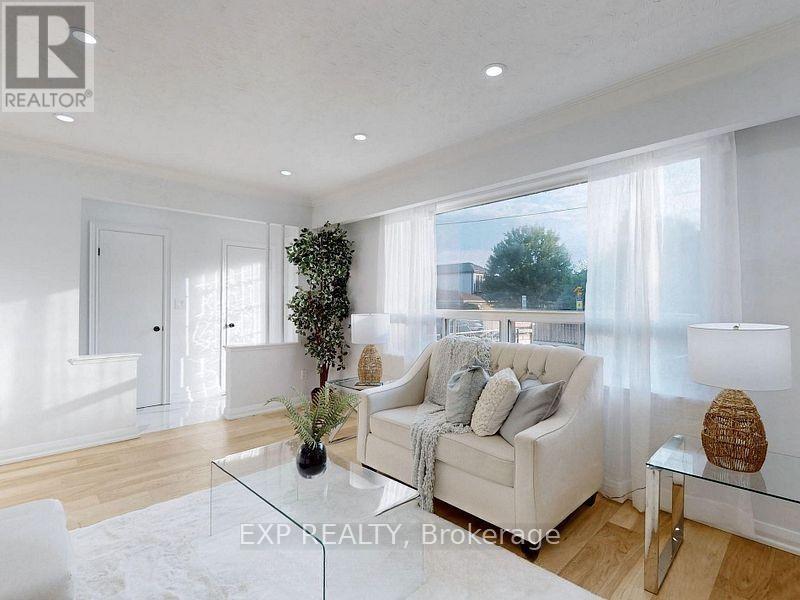 Main - 45 Blaisdale Road, Toronto, Ontario M1P 1V9 - Photo 2 - E13664798