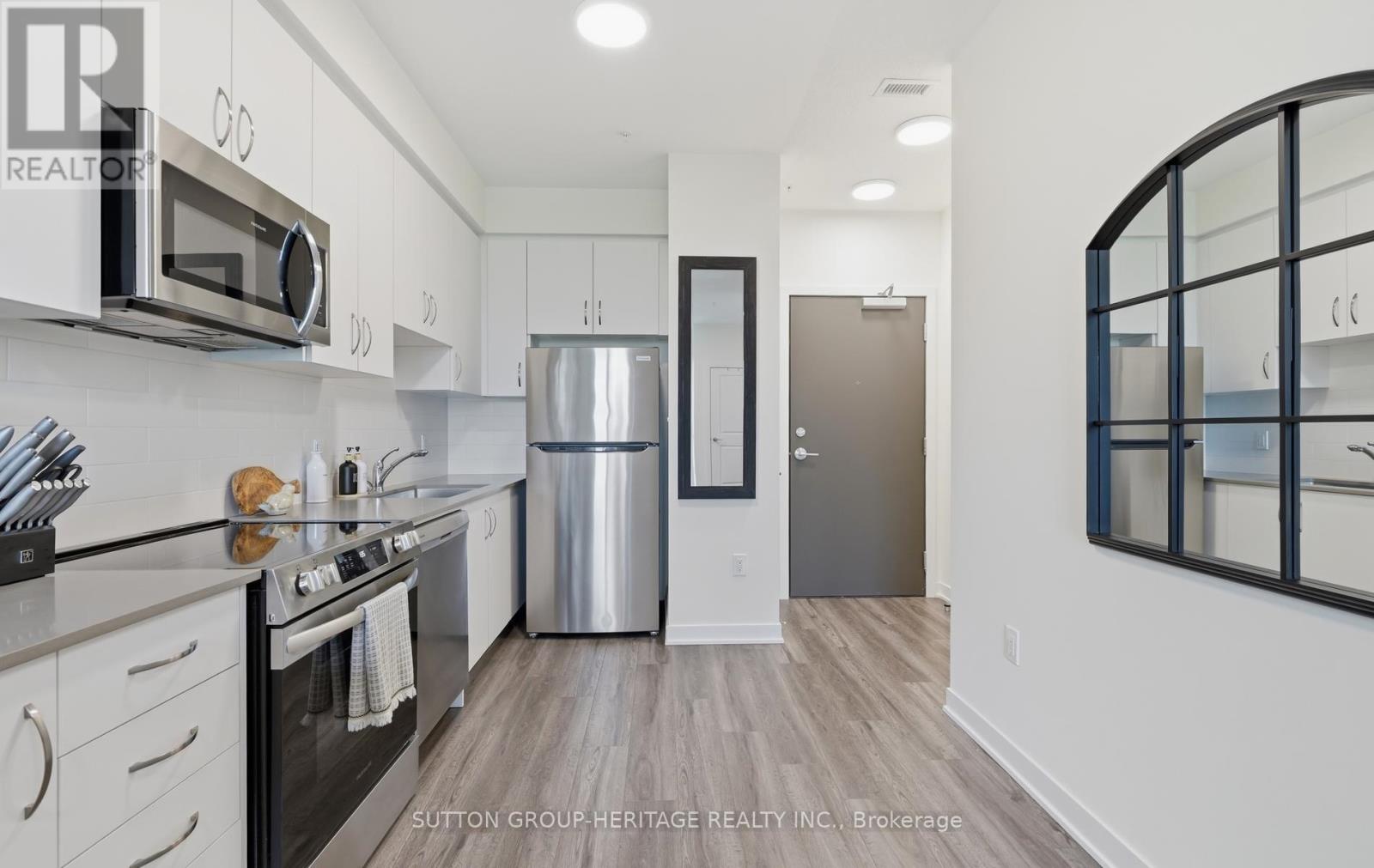 402 - 385 Artic Red Drive, Oshawa, Ontario  L1L 0W9 - Photo 10 - E13664812