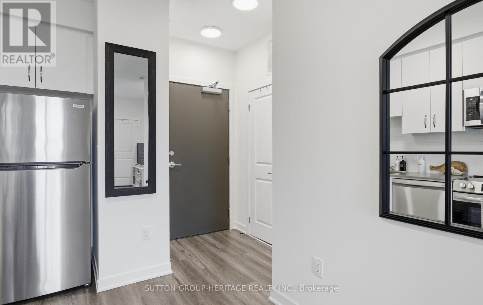 402 - 385 Artic Red Drive, Oshawa, Ontario  L1L 0W9 - Photo 8 - E13664812