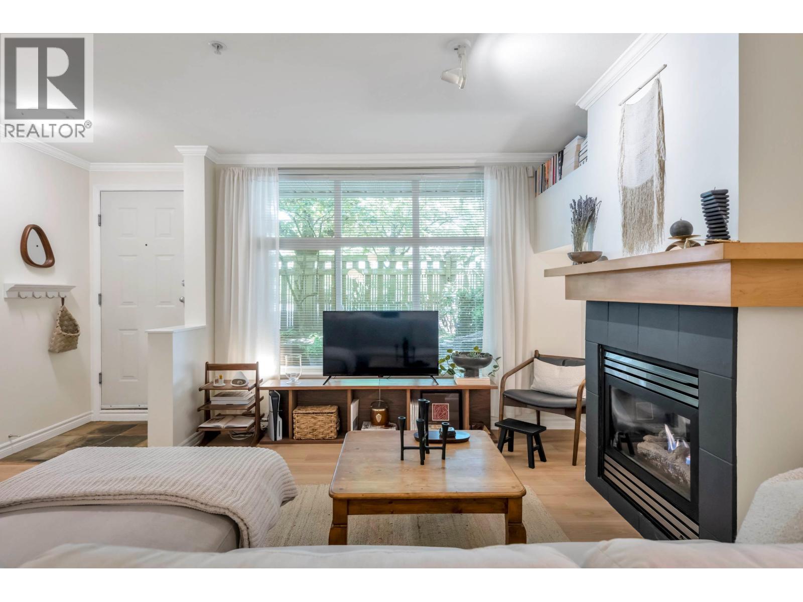 2 1071 Lynn Valley Road, North Vancouver, British Columbia  V7J 1Z6 - Photo 10 - R3154989