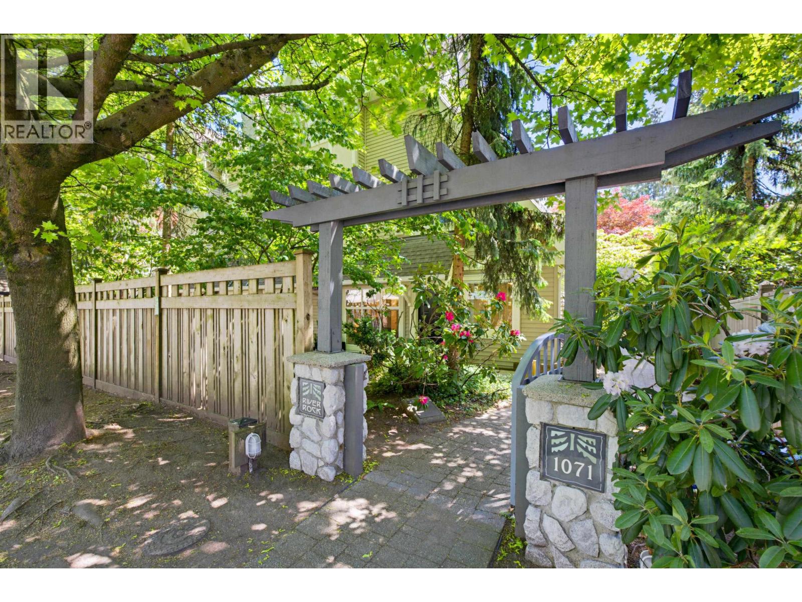 2 1071 Lynn Valley Road, North Vancouver, British Columbia  V7J 1Z6 - Photo 30 - R3154989