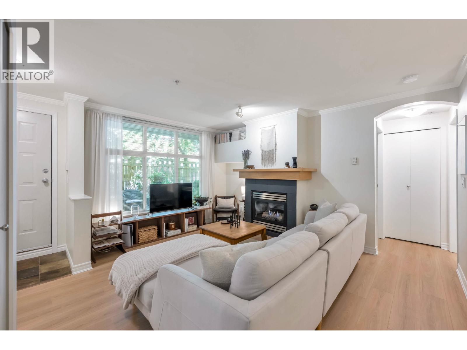 2 1071 Lynn Valley Road, North Vancouver, British Columbia  V7J 1Z6 - Photo 8 - R3154989