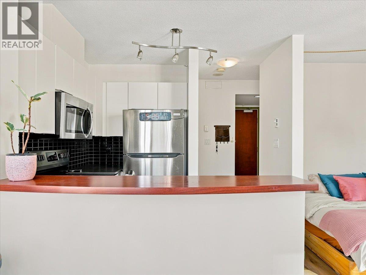 1507 1003 Pacific Street, Vancouver, British Columbia  V6E 4P2 - Photo 2 - R3155002