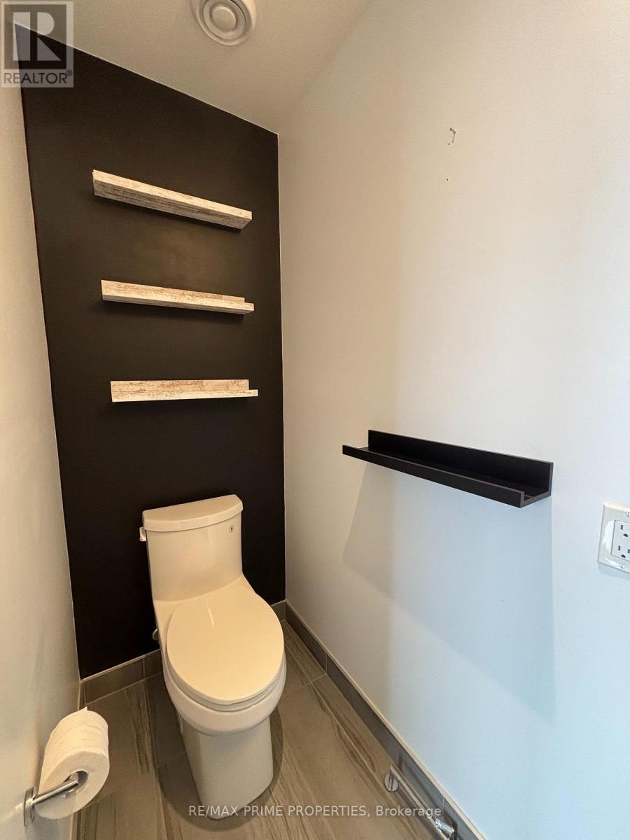 2307 - 950 Portage Parkway, Vaughan, Ontario  L4K 0J7 - Photo 11 - N13664796