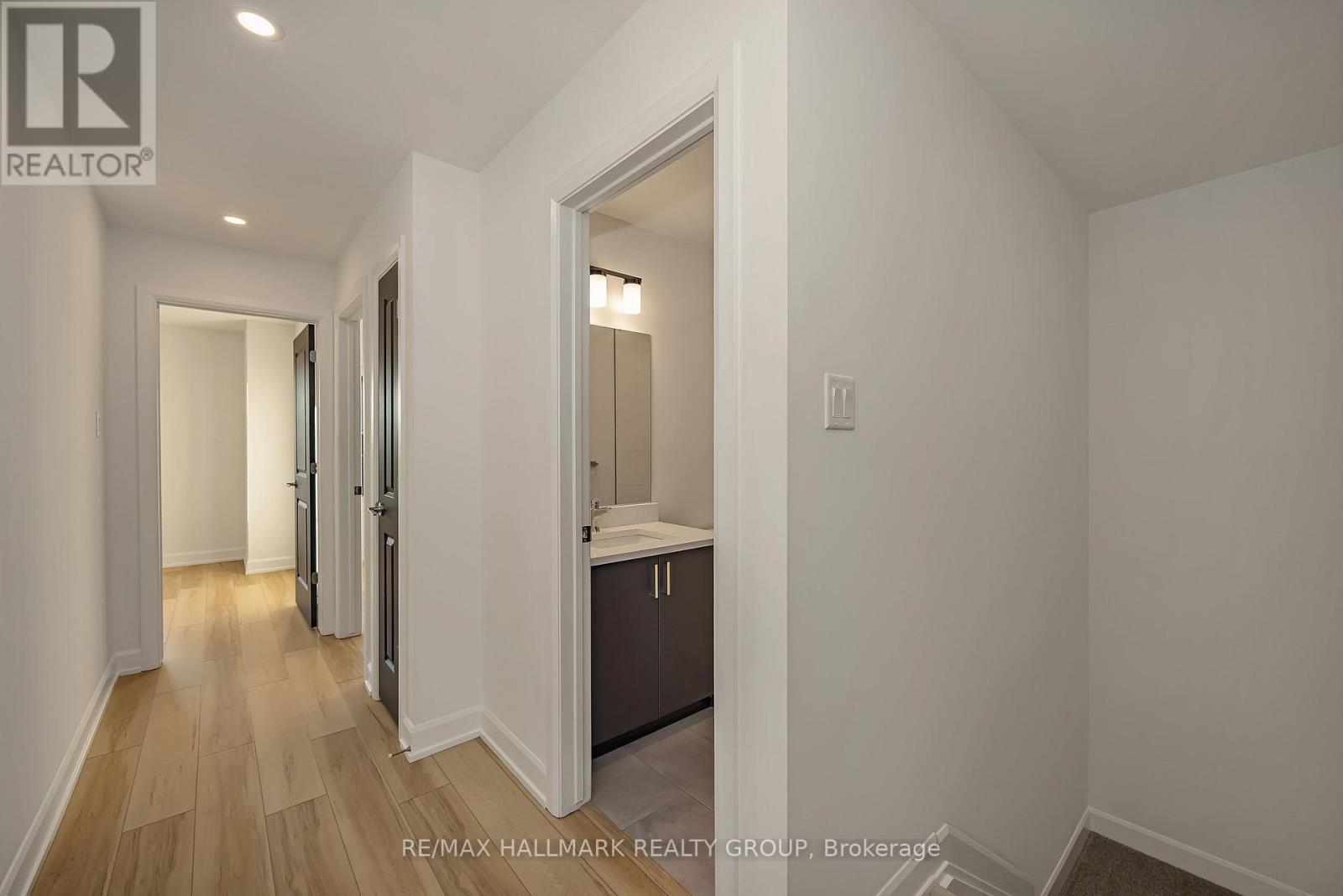422 Rolling Meadow Crescent, Ottawa, Ontario  K1W 0X6 - Photo 22 - X13656718