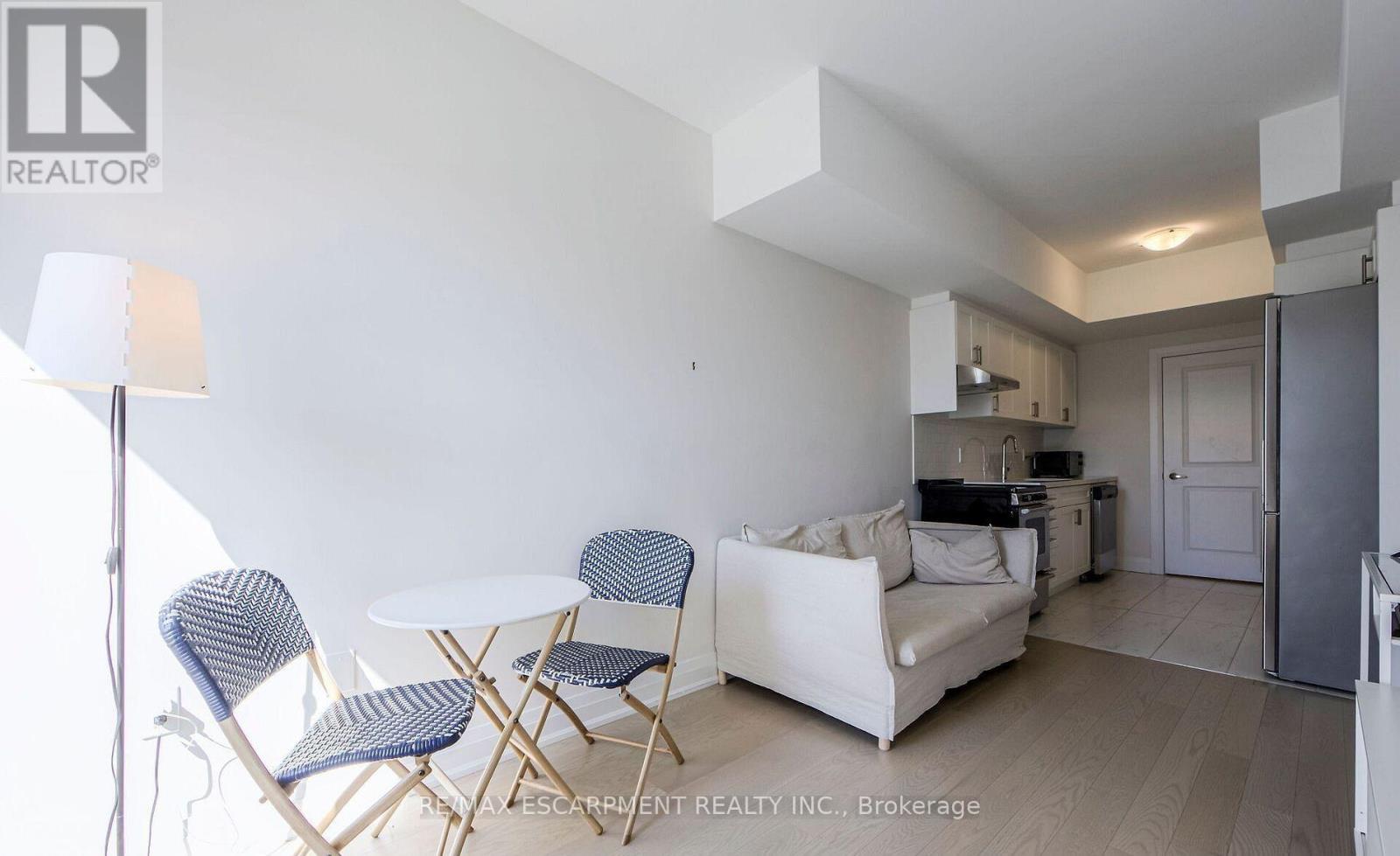 2-1778a Lawrence Avenue W, Toronto, Ontario M6L 0A3 - Photo 12 - W13664802
