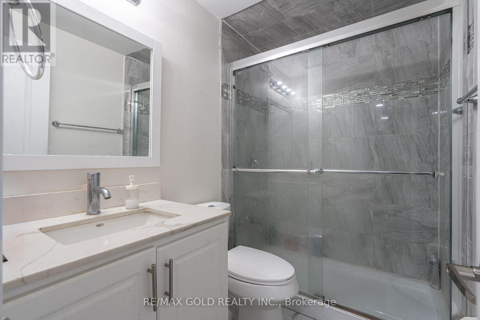 25 Oblate Crescent, Brampton, Ontario L6Y 0K2 - Photo 37 - W13664808