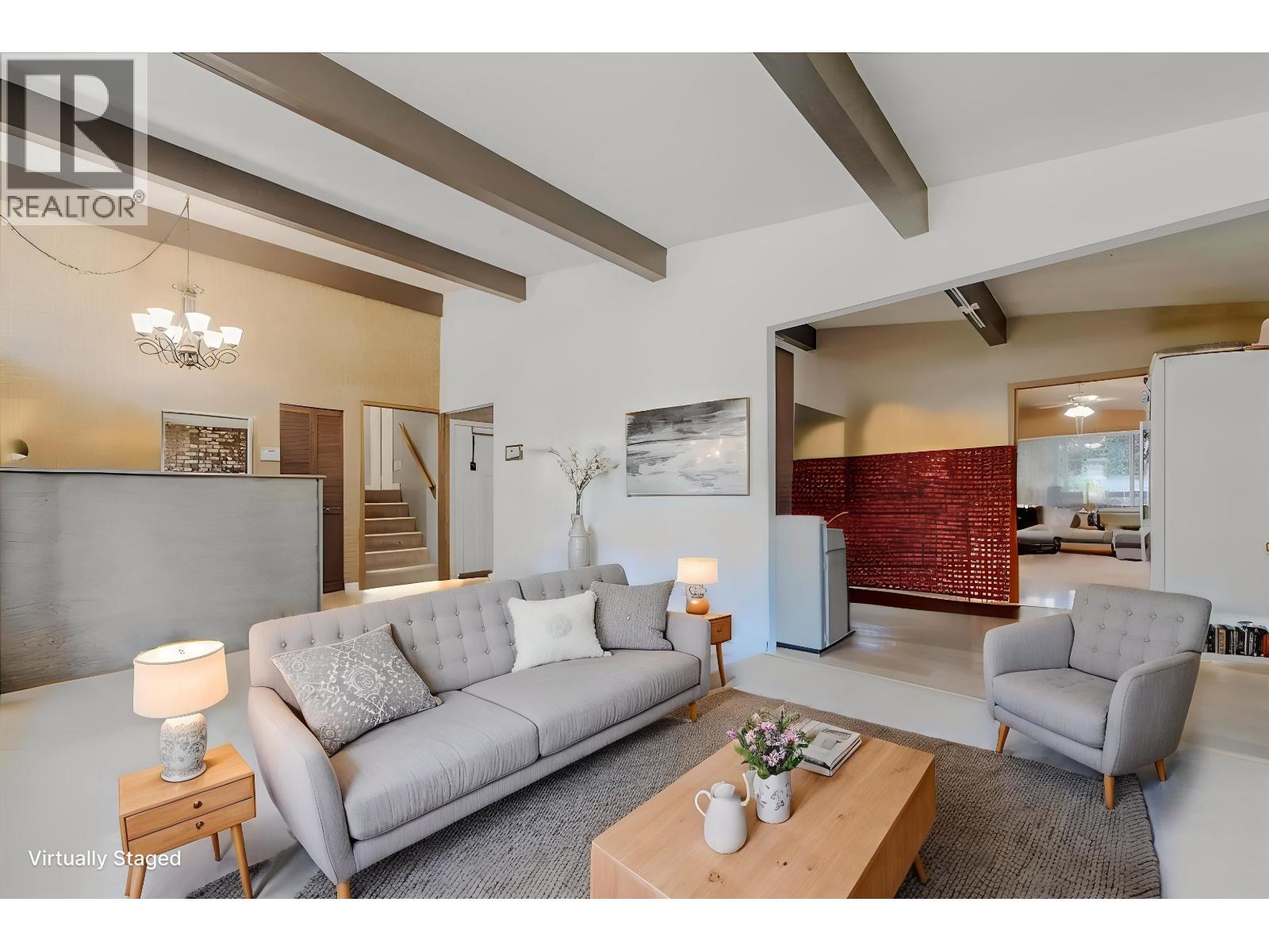 21784 Donovan Avenue, Maple Ridge, British Columbia  V2X 3A7 - Photo 3 - R3153292