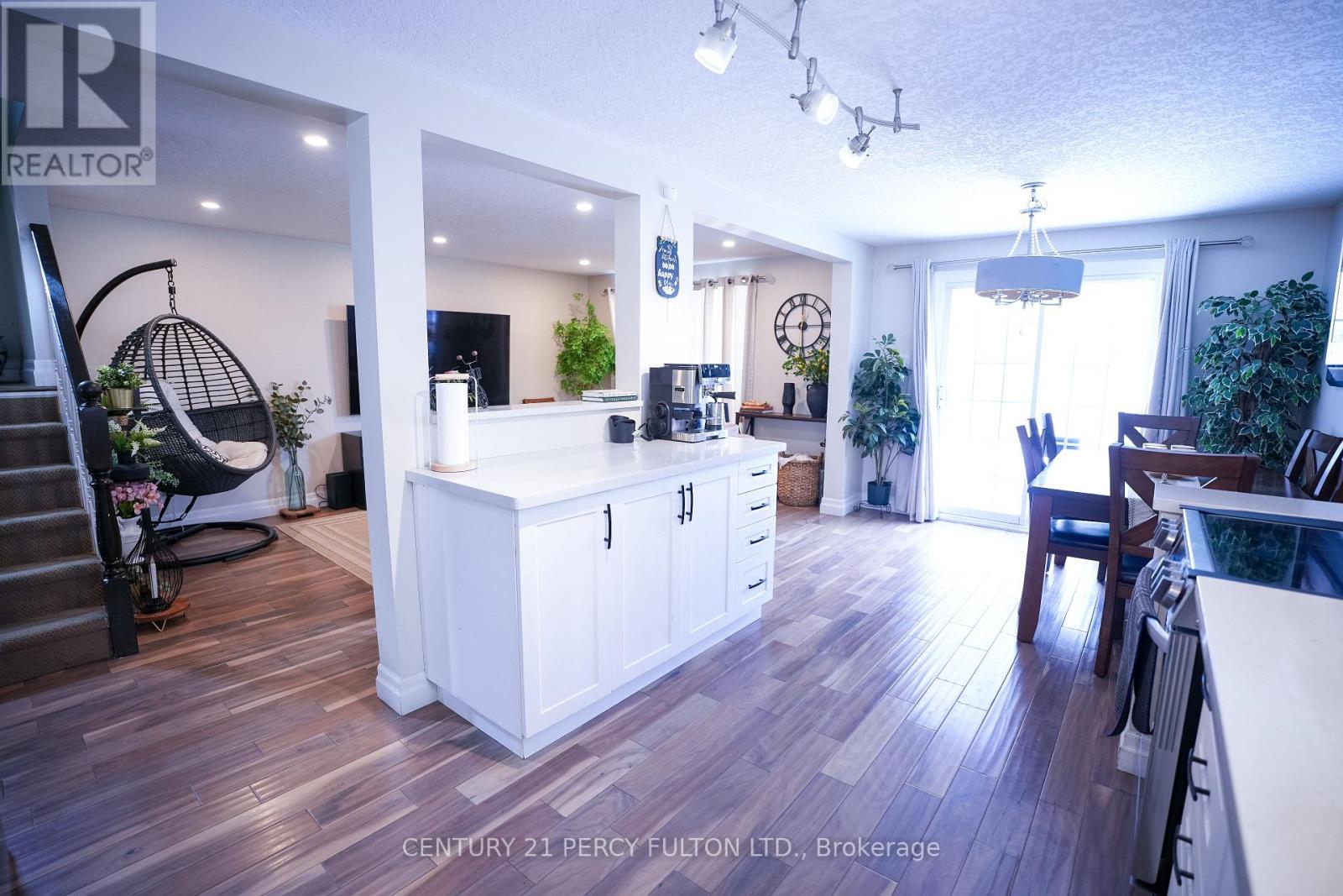 333 Rosette Drive, Waterloo, Ontario N2K 3W7 - Photo 6 - X13664776