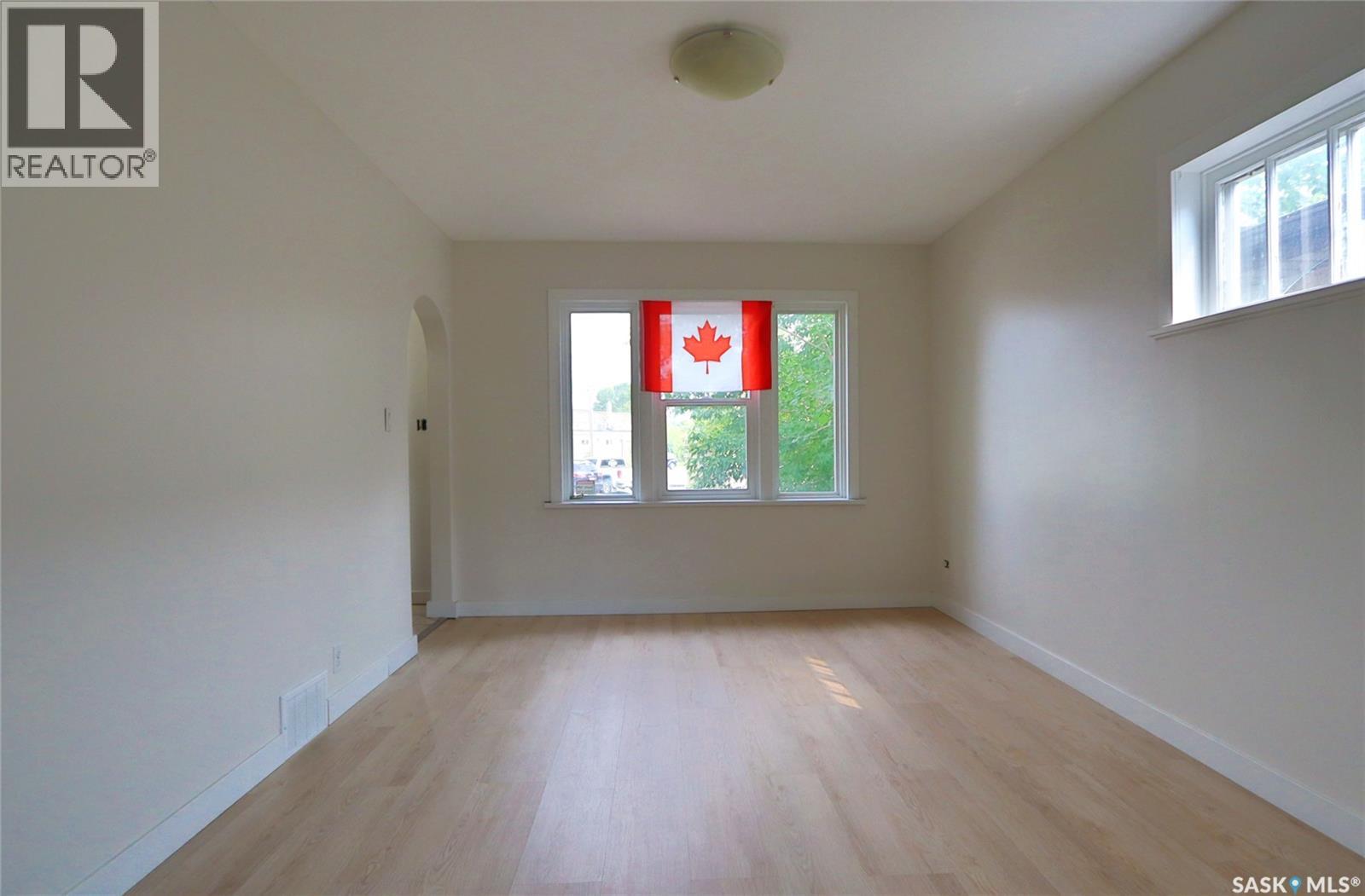 1750 Wallace Street, Regina, Saskatchewan  S4N 3Z6 - Photo 2 - SK045304
