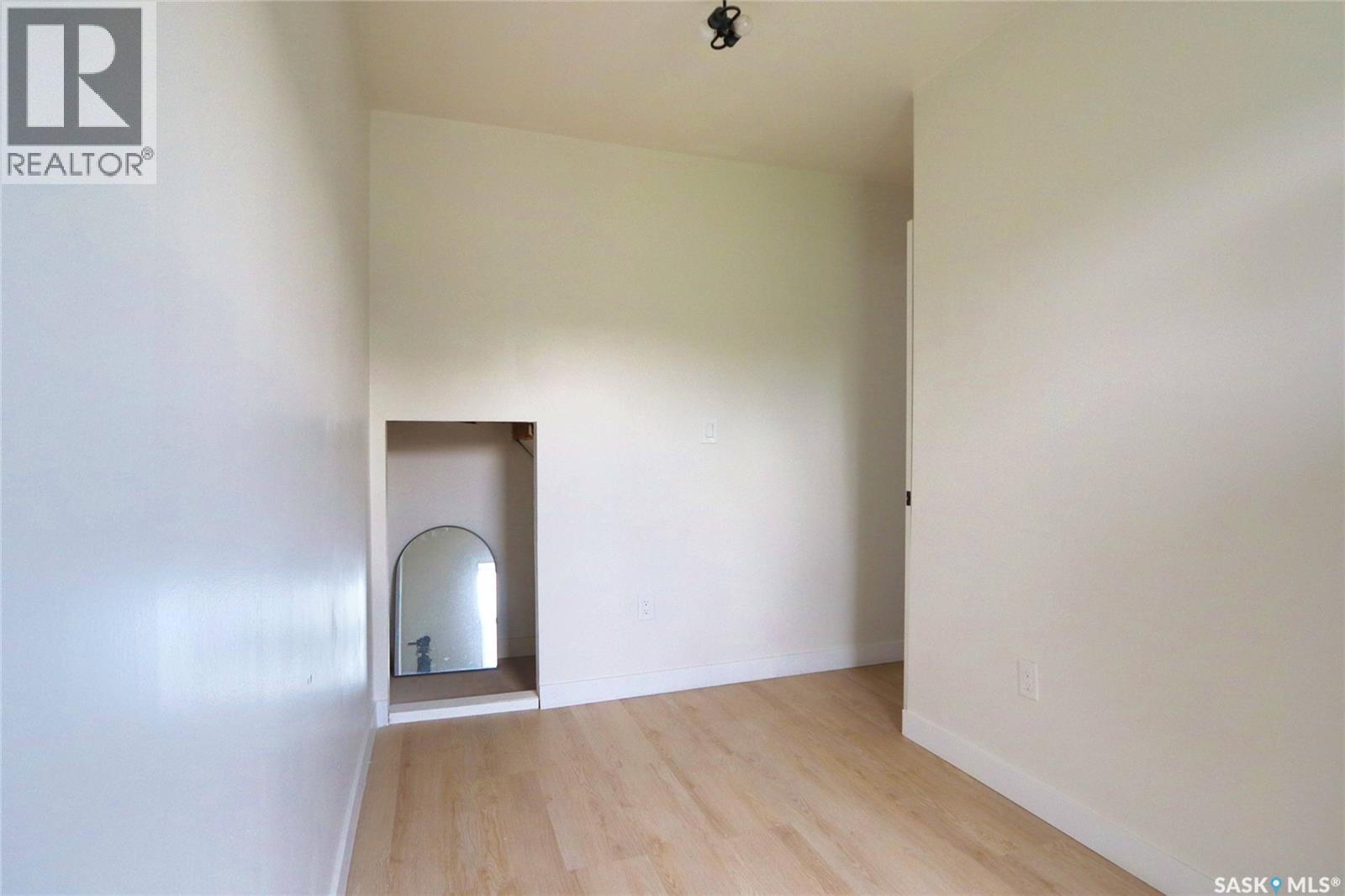 1750 Wallace Street, Regina, Saskatchewan  S4N 3Z6 - Photo 9 - SK045304