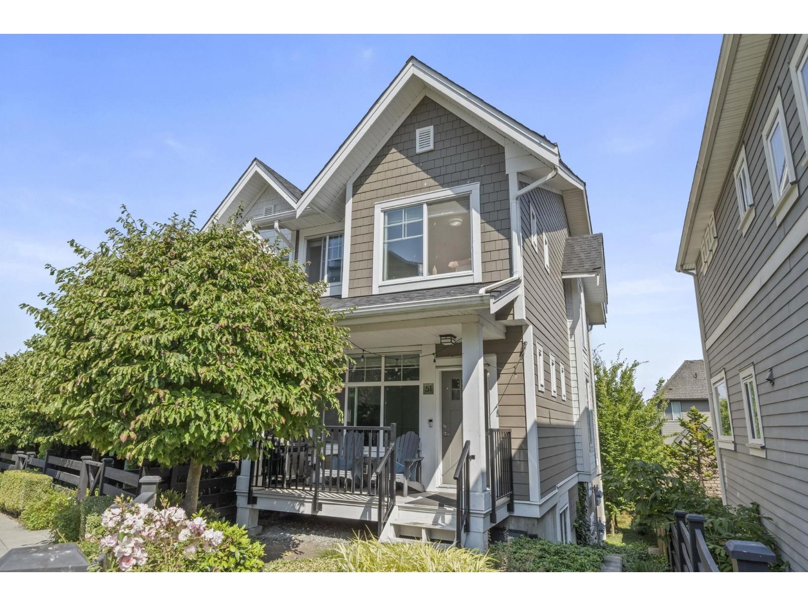51 14541 Winter Crescent, Surrey, British Columbia  V4P 0G5 - Photo 1 - R3155021