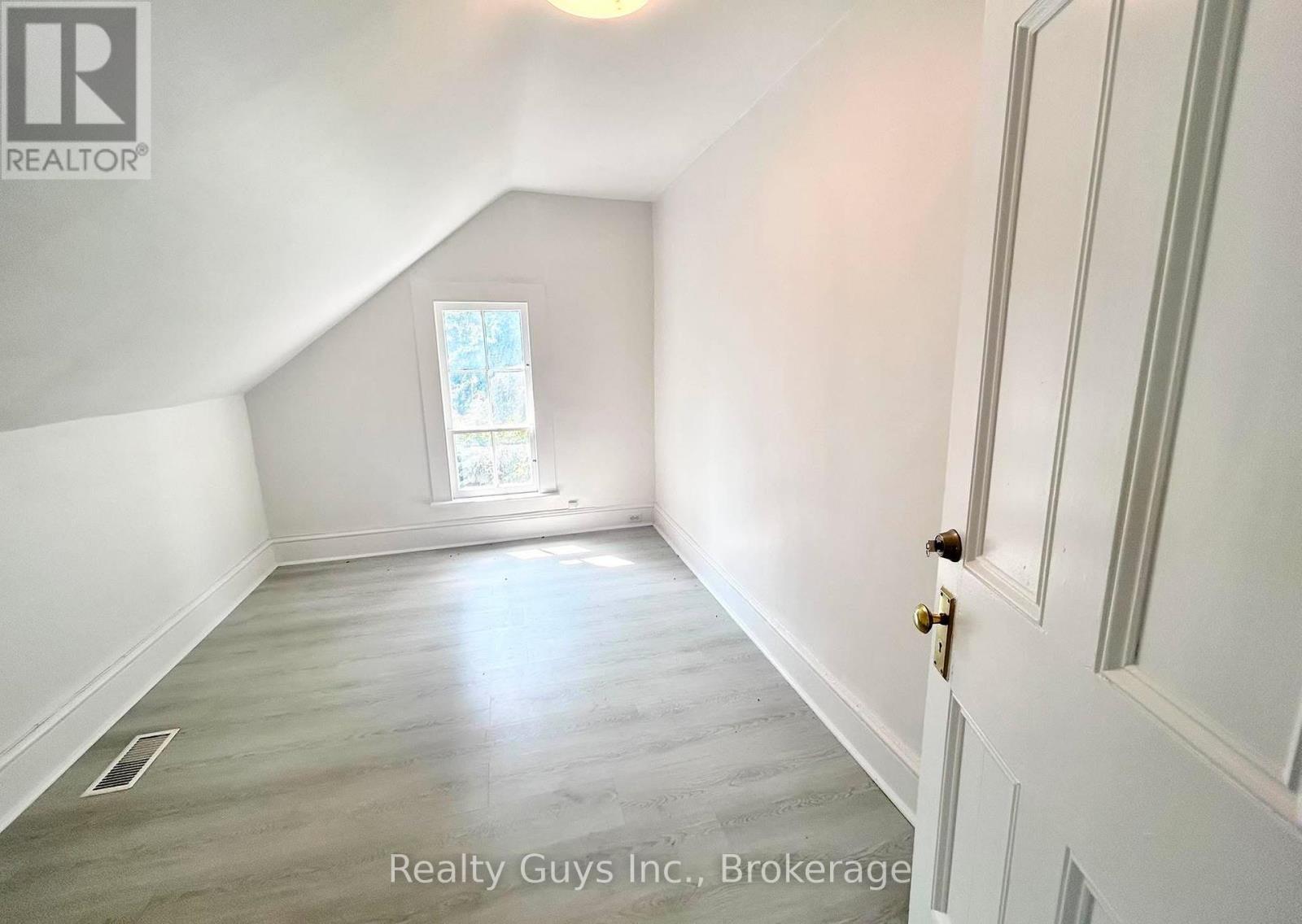 20 Harrison Garden Boulevard, Toronto, Ontario  M2N 7K9 - Photo 23 - C13664838