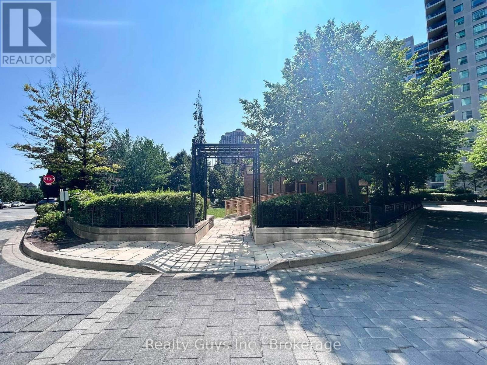 20 Harrison Garden Boulevard, Toronto, Ontario  M2N 7K9 - Photo 30 - C13664838
