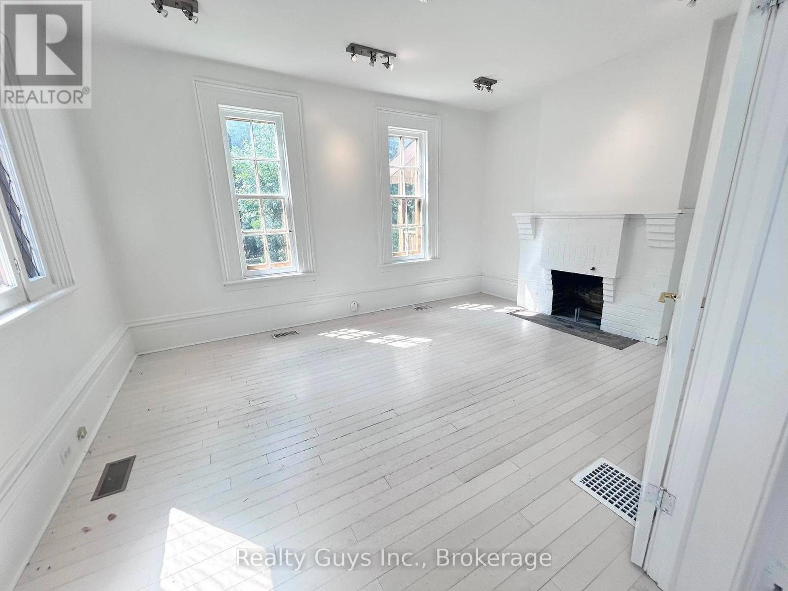 20 Harrison Garden Boulevard, Toronto, Ontario  M2N 7K9 - Photo 7 - C13664838
