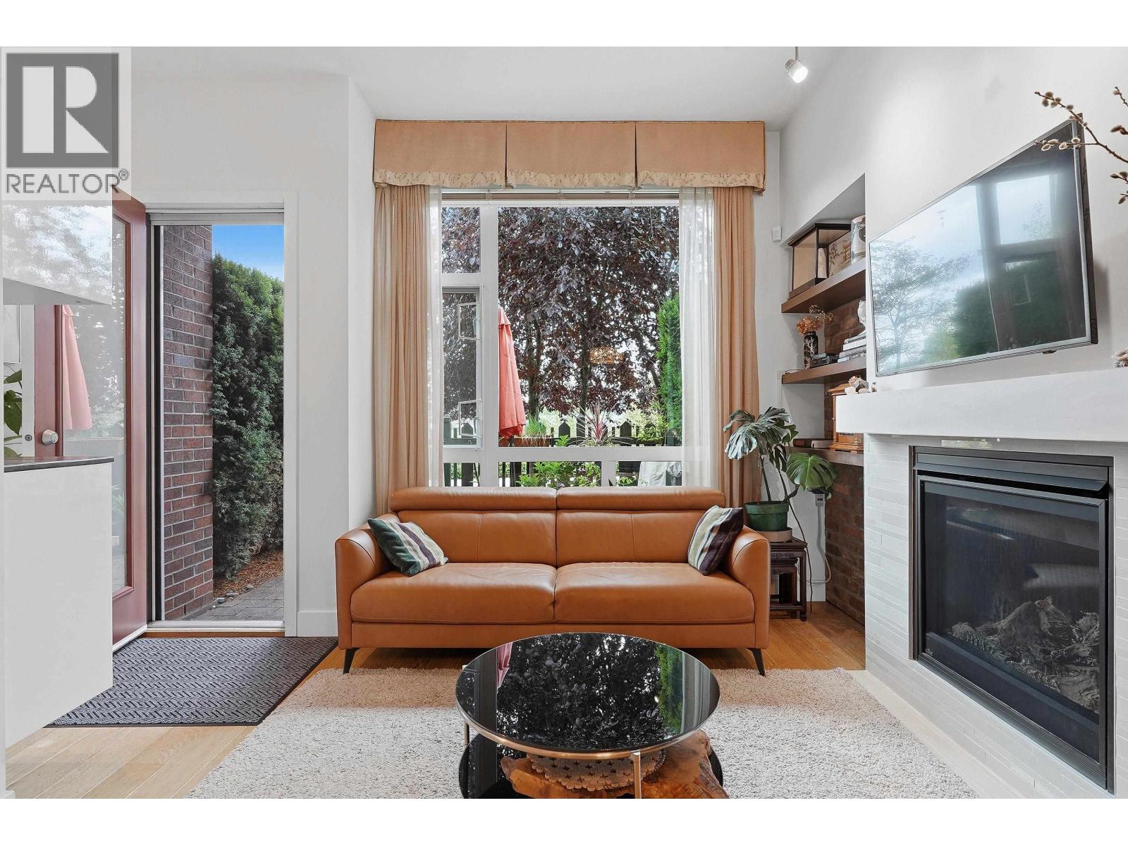 27 230 Salter Street, New Westminster, British Columbia  V3M 0G1 - Photo 7 - R3154997
