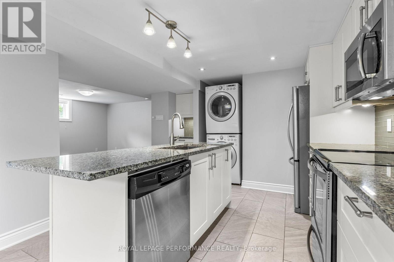 3b Birchwood Drive, Ottawa, Ontario K2E 5S7 - Photo 7 - X13664834
