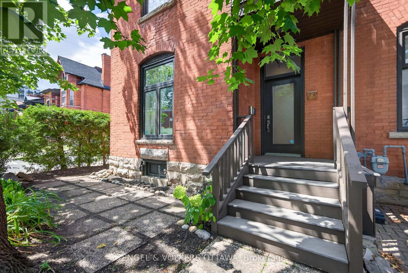 73 Gilmour Street, Ottawa, Ontario K2P 0N1 - Photo 4 - X13664850