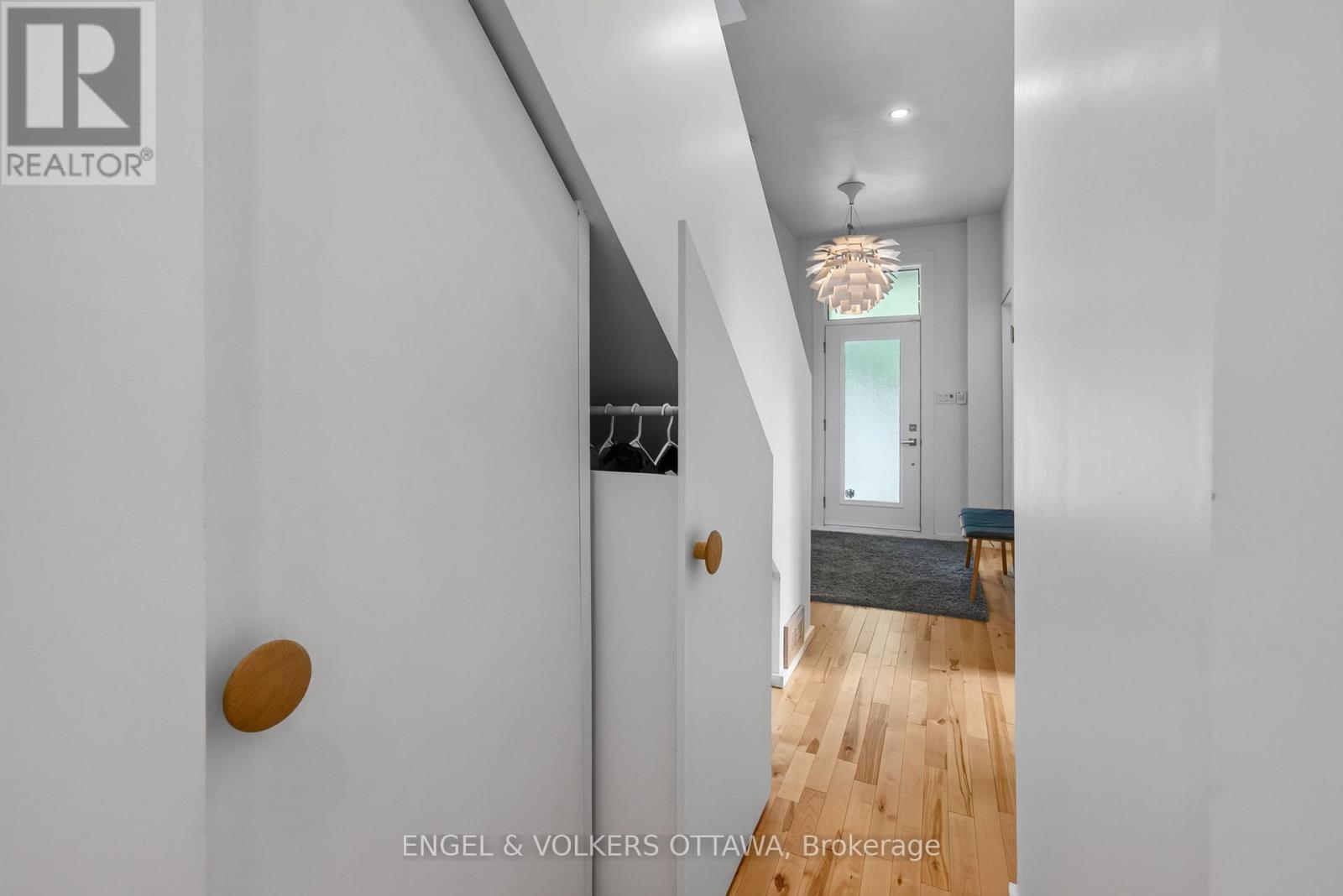 73 Gilmour Street, Ottawa, Ontario K2P 0N1 - Photo 6 - X13664850