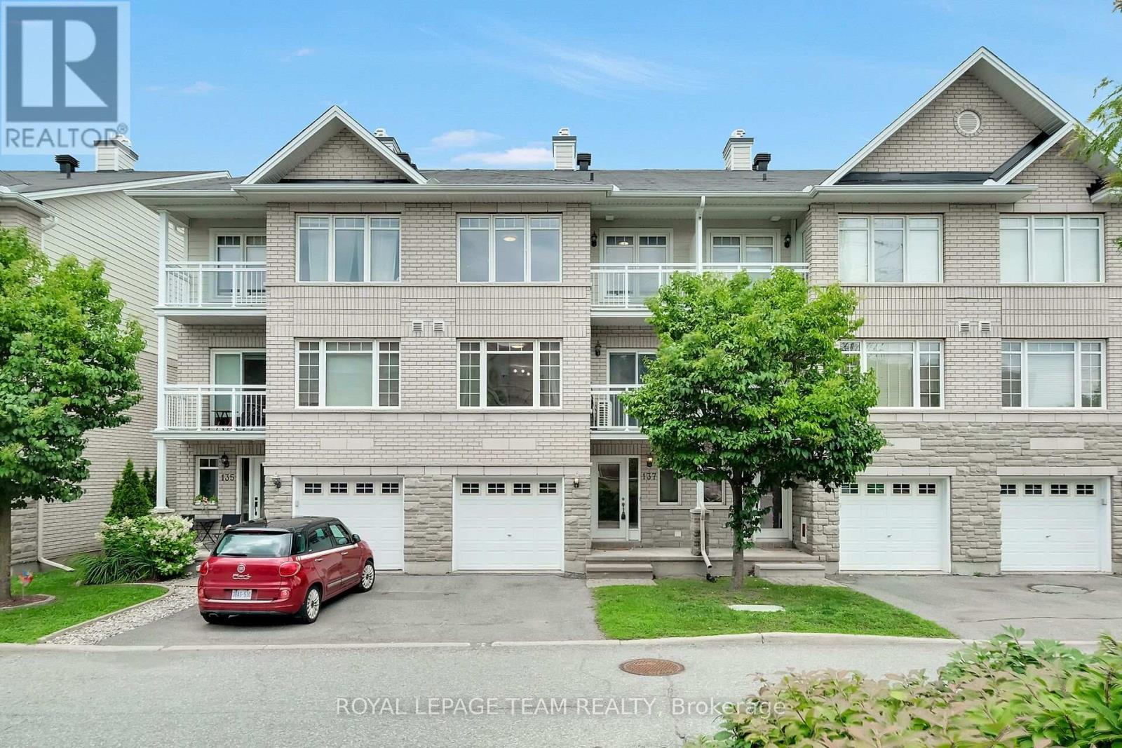 137 Corinth Private, Ottawa, Ontario