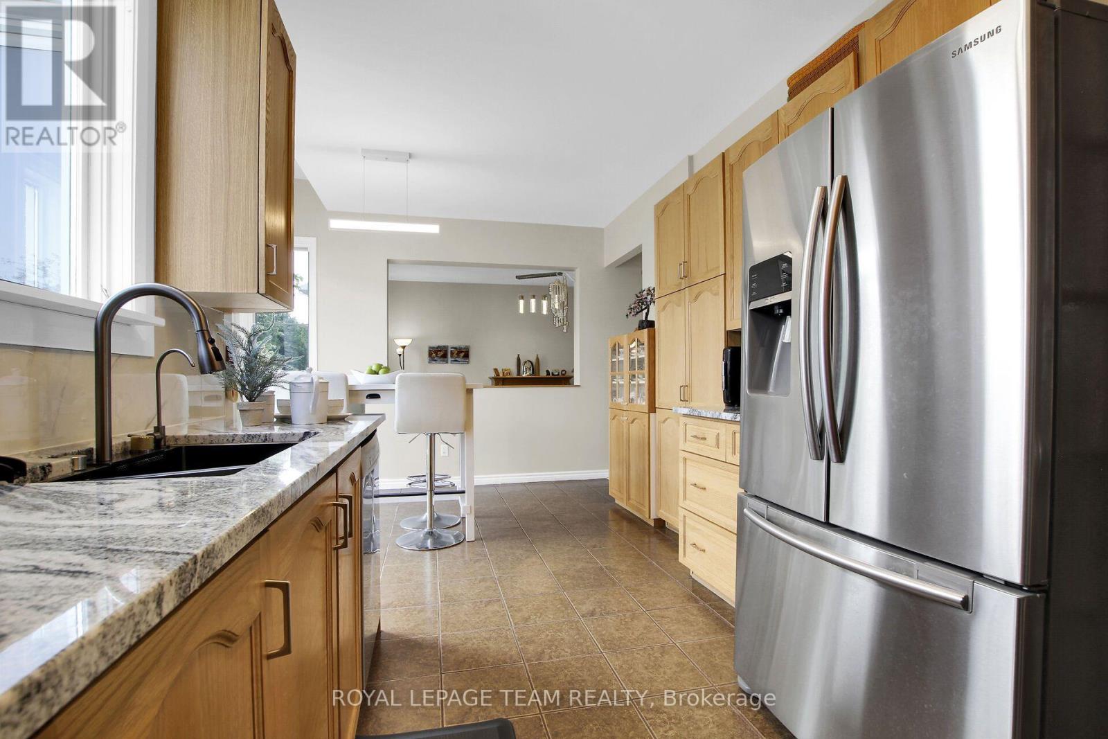 12 Mattawa Crescent, Ottawa, Ontario  K2M 2J4 - Photo 18 - X13664884