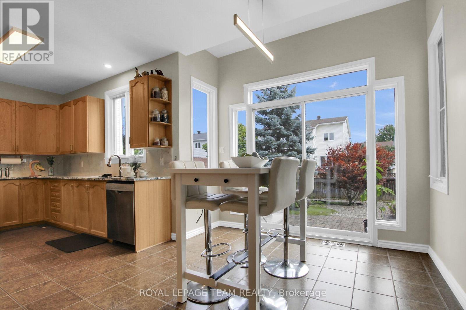 12 Mattawa Crescent, Ottawa, Ontario  K2M 2J4 - Photo 19 - X13664884