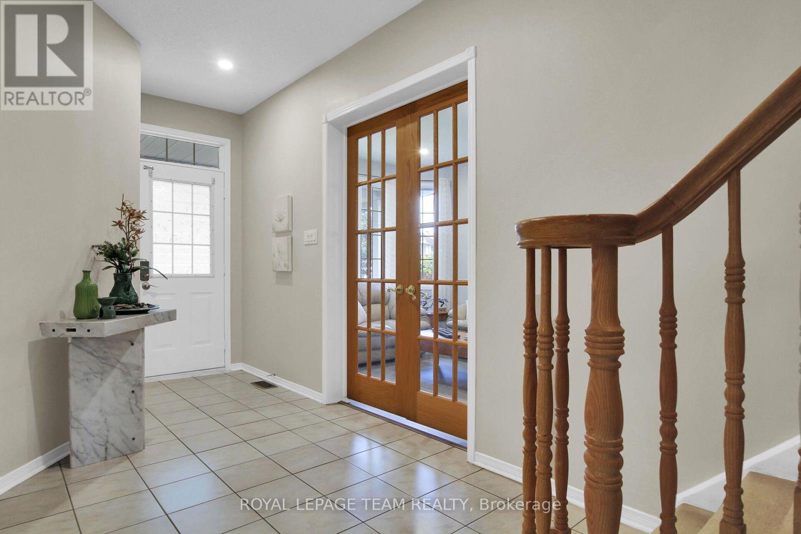 12 Mattawa Crescent, Ottawa, Ontario  K2M 2J4 - Photo 9 - X13664884