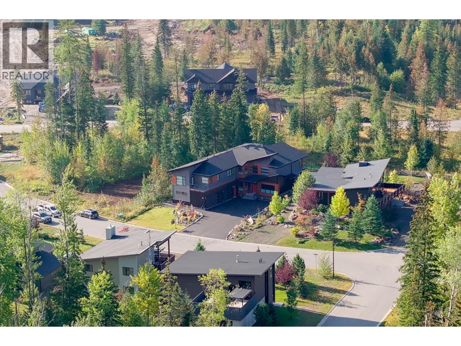 4 Sunset Lane, Fernie, British Columbia  V0B 1M1 - Photo 9 - 10389127