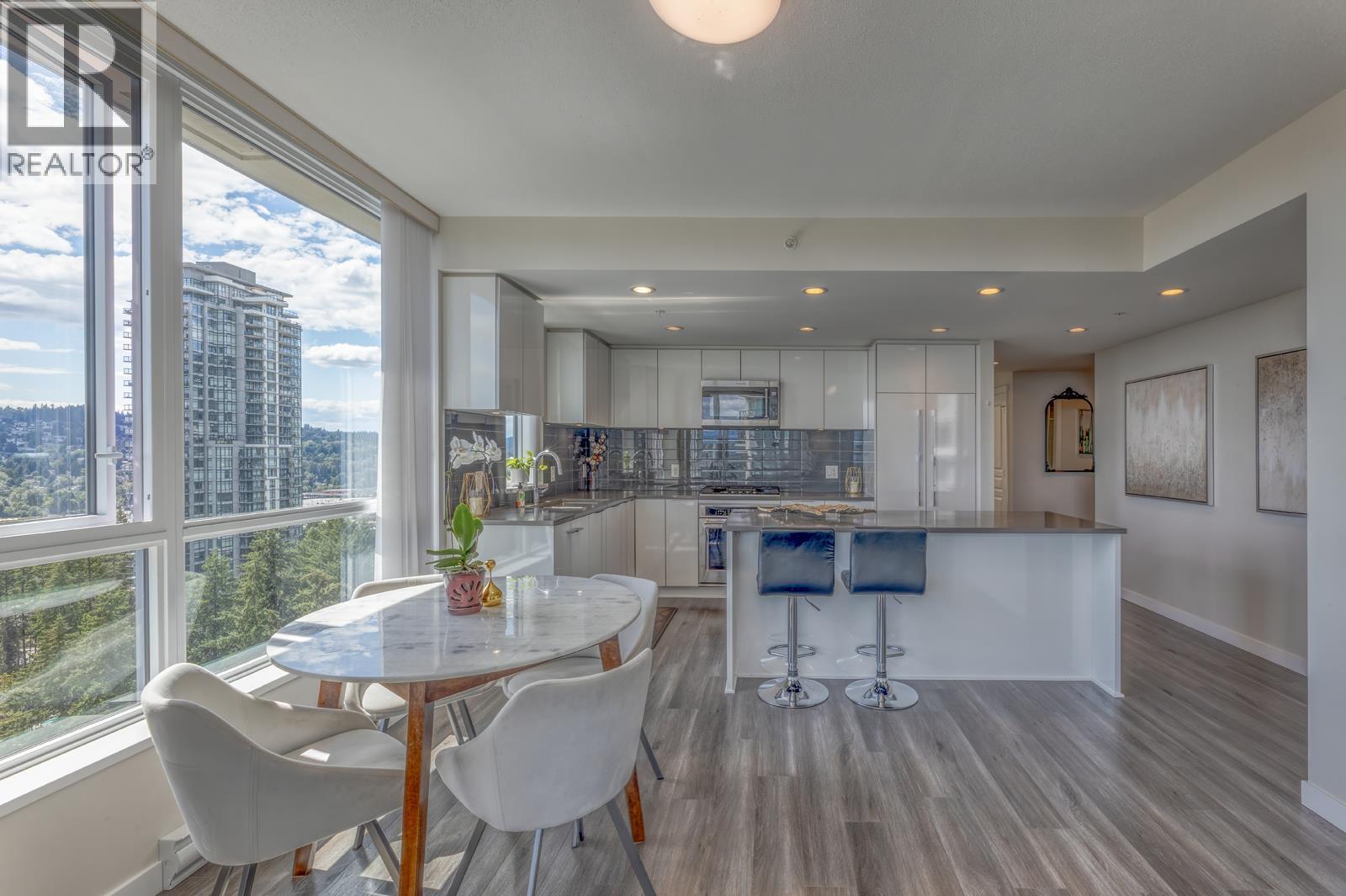 2203 3096 Windsor Gate, Coquitlam, British Columbia  V3B 0P4 - Photo 7 - R3152102