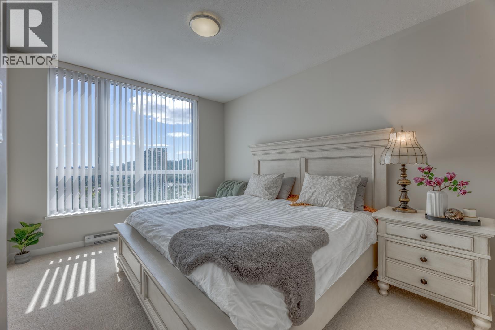 2203 3096 Windsor Gate, Coquitlam, British Columbia  V3B 0P4 - Photo 10 - R3152102