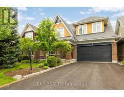 36 OAKBRIAR CRESCENT, Ottawa, Ontario