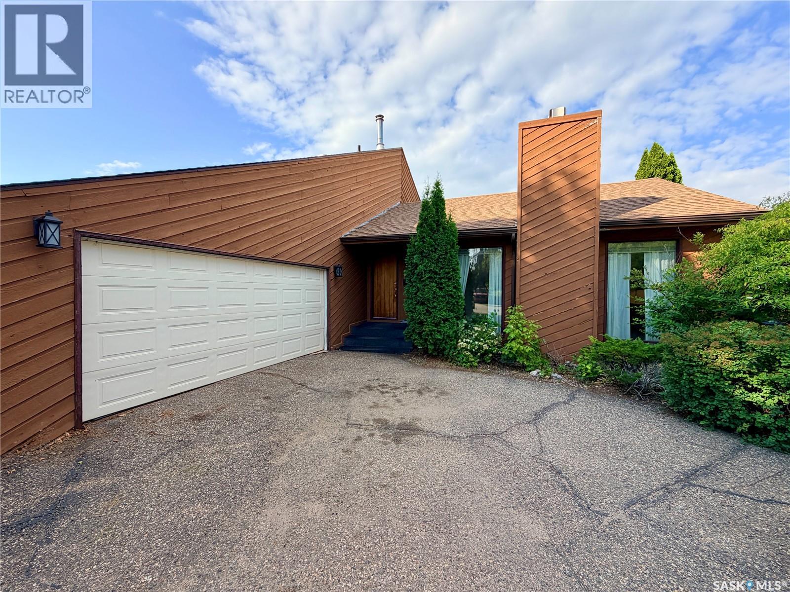 2173 Douglas Avenue, North Battleford, Saskatchewan  S9A 3N9 - Photo 1 - SK045227