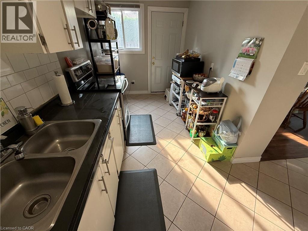 444 Stone Church Road W Unit# R5, Hamilton, Ontario  L9B 1R1 - Photo 12 - 40854864