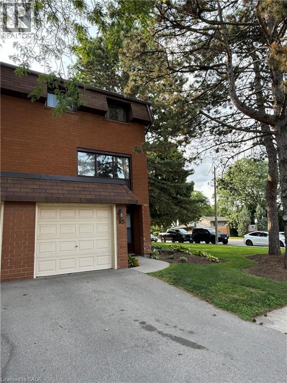 444 Stone Church Road W Unit# R5, Hamilton, Ontario  L9B 1R1 - Photo 2 - 40854864