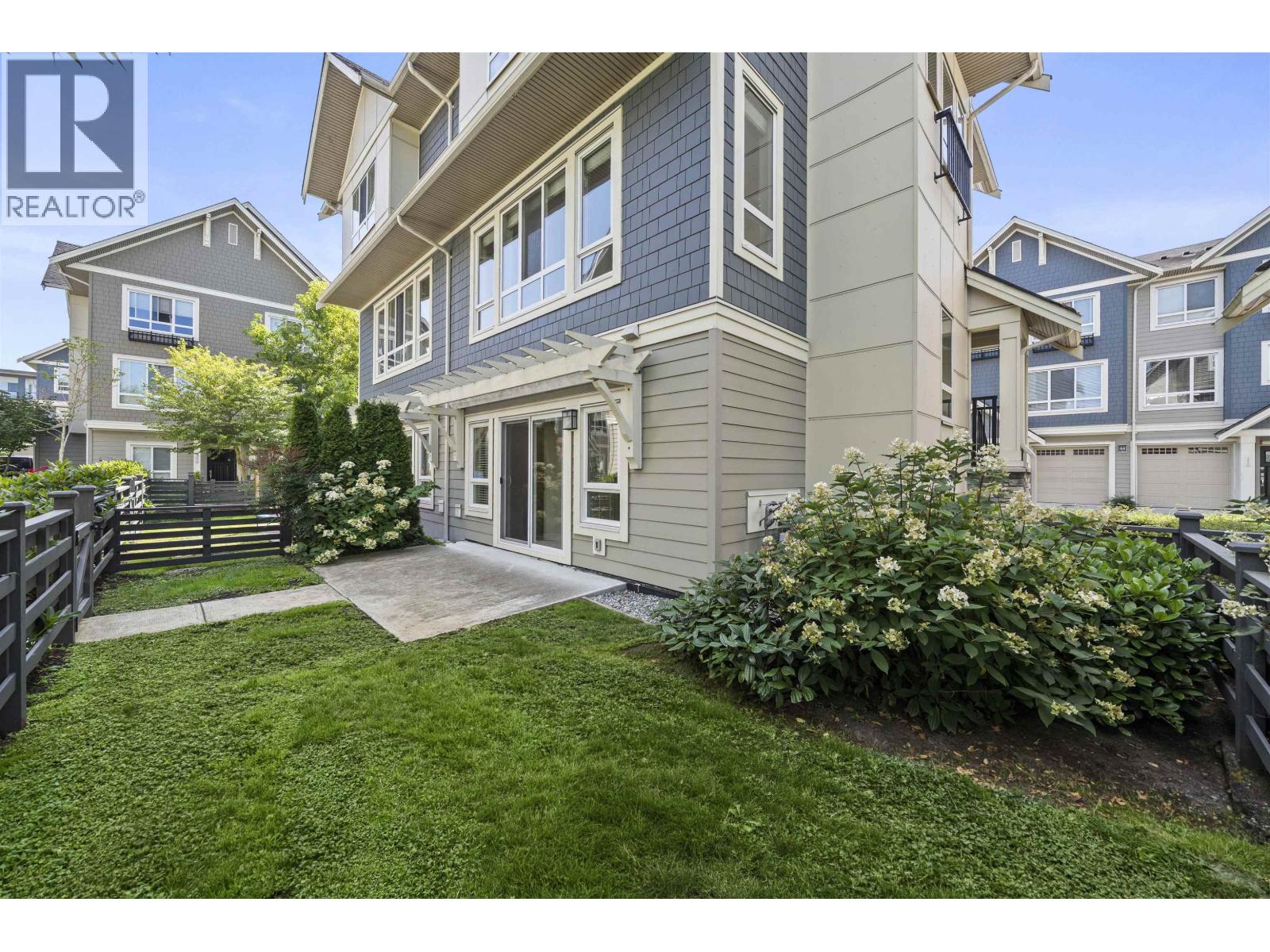 305 1784 Osprey Drive, Tsawwassen, British Columbia  V4M 0B8 - Photo 3 - R3155018