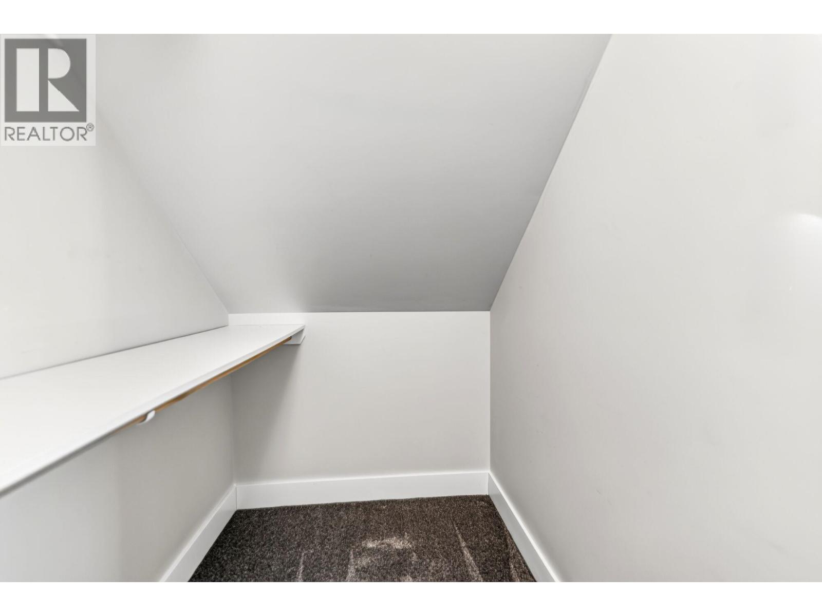 17 950 Woodsworth Road, Gibsons, British Columbia  V0N 1V7 - Photo 25 - R3155025