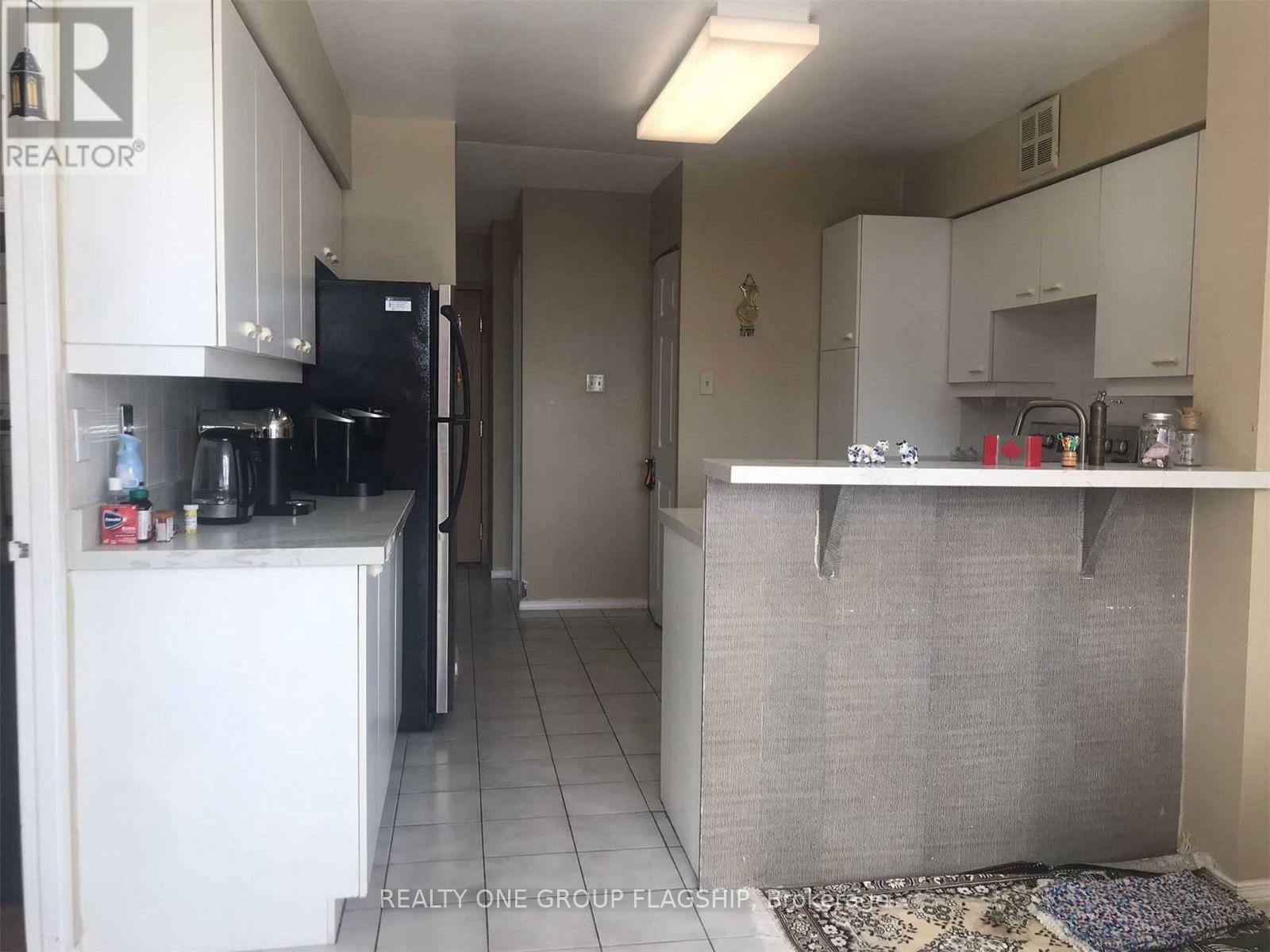 604 - 55 Elm Drive, Mississauga, Ontario  L5B 3Z3 - Photo 12 - W13664898