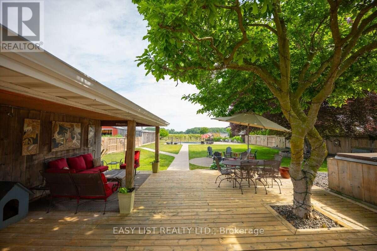710 Seacliff Drive, Kingsville, Ontario  N9Y 2K7 - Photo 6 - X13664918