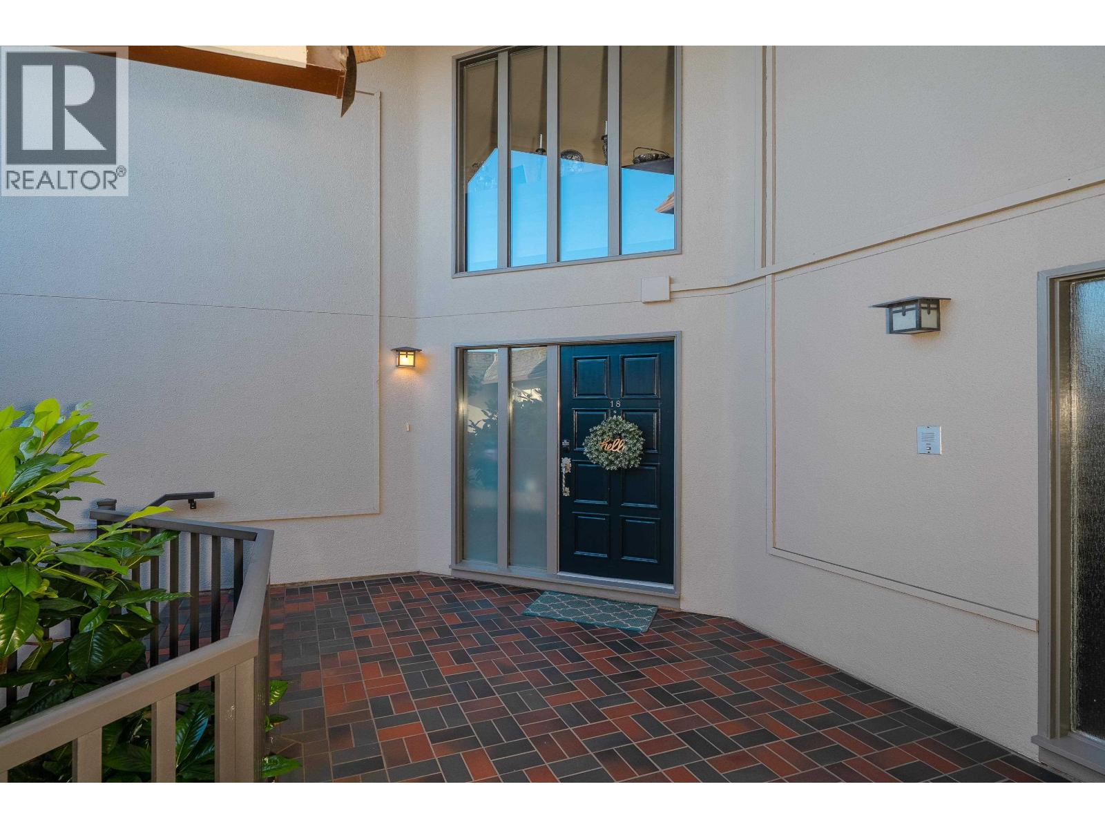 18 2214 Folkstone Way, West Vancouver, British Columbia  V7S 2X7 - Photo 4 - R3154991