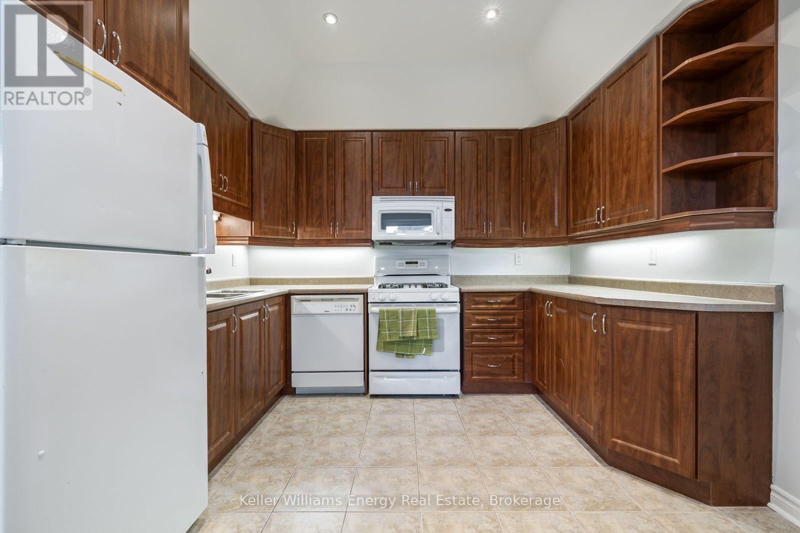 Lower - 566 Dean Avenue, Oshawa (Donevan), Ontario  L1H 3J8 - Photo 11 - E13664940