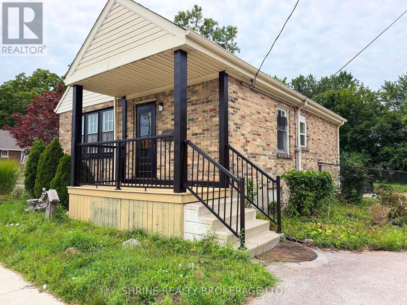367 SPRINGBANK DRIVE, London South, Ontario